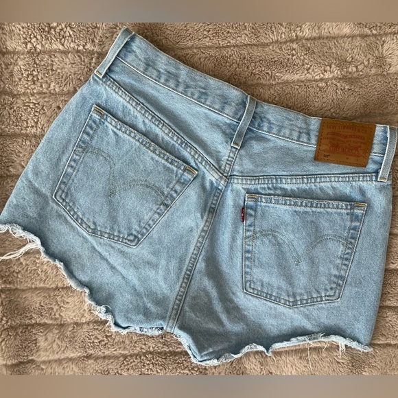 Levi’s 501 Cutoffs Shorts Denim Distressed Frey Raw Hem Buttonfly SZ: 30 - Picture 7 of 8